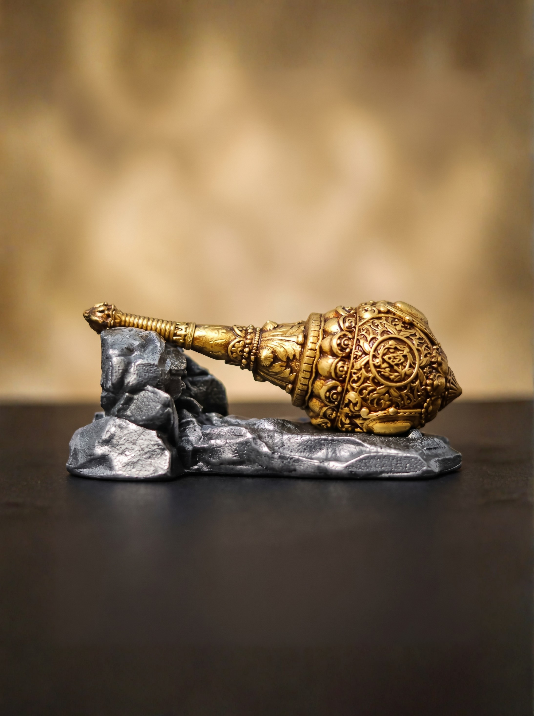 Premium Golden Gada Showpiece – Luxury Decorative Mace Sculpture